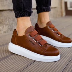 Elegancia terrosa de Luiz para hombre
