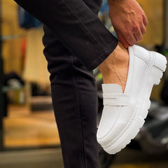 Elegancia prístina de Oslo para hombre