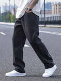 Loose Men Slant Pocket Straight Leg Jeans