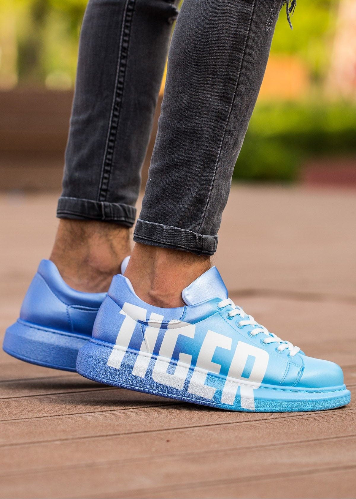 Hand-Painted Customized Sneakers for Men by Apollo Moda | Genova Tiger
